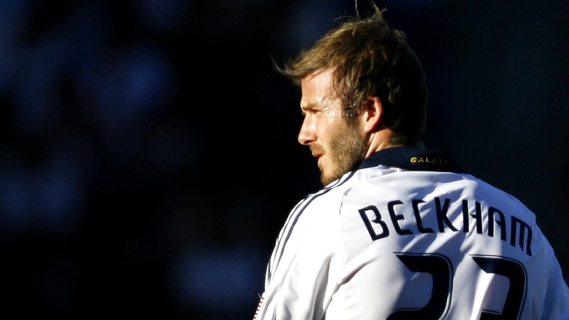 哈特尔浦高空球处理精准，维多利亚公园死守底线，哈特维尔特